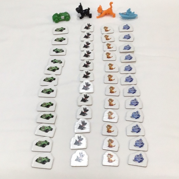 Monopoly Junior complete!  EUC - Picture 3 of 10